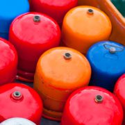 Bouteilles de gaz colorées